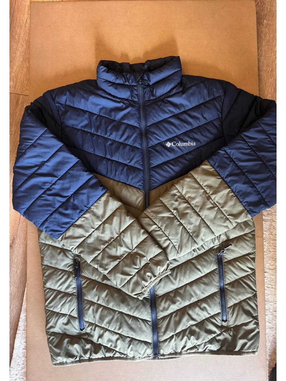 Columbia Mens’ Two-Tone Puffer Jacket - Navy & Olive